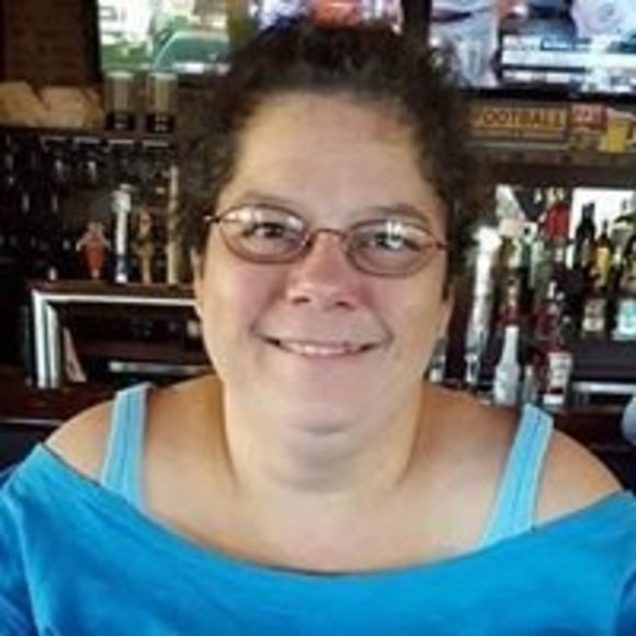 Meet your Posher, Christine - Picture 1 of 1